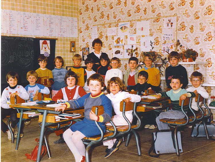 Photo de classe CP de 1983, Ecole Primaire (Lumes) - Copains d'avant