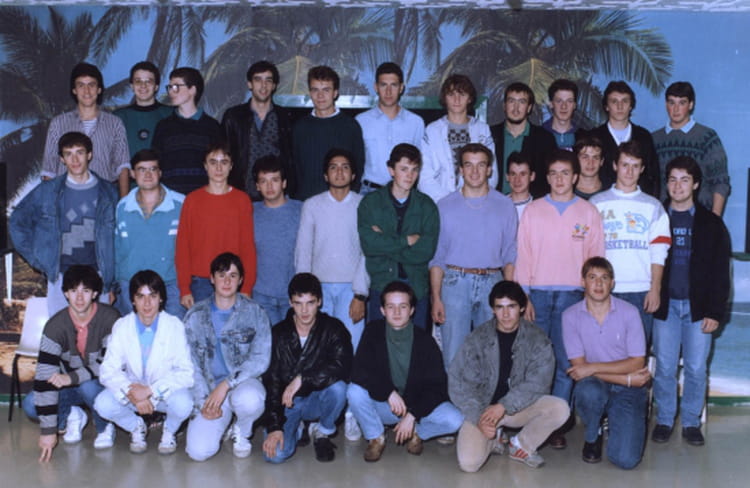 Photo de classe BTS Plasturgie 1988 - 1990 de 1988, Lycée Arbez Carme ...