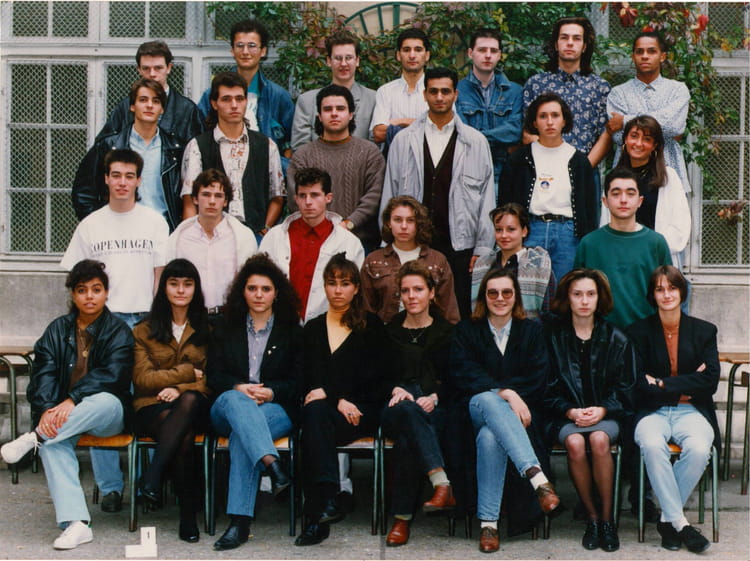 Photo de classe BTS Compta 2eme année de 1992, Bts Lycée Turgot ...