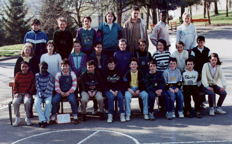 Photo de classe 6eme de 1990, Collège Pierre Donzelot Copains d'avant