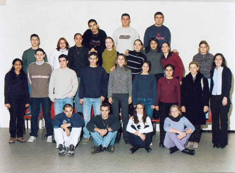 Photo de classe BTS CGO 1 de 2001, LYCEE POLYVALENT - Copains d'avant