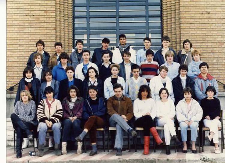 Photo De Classe 1ere G 1984 1985 De 1984 Lycée Saint Gabriel Copains Photo De Classe 1ere G 1984 1985 De 1984 Lycée Saint Gabriel Copains