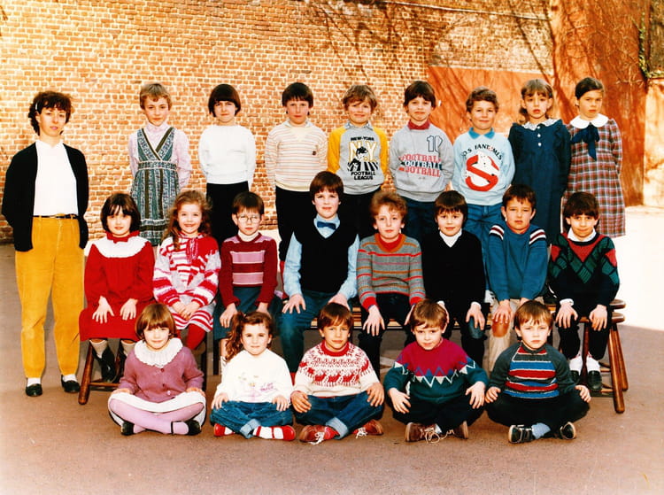 Photo de classe CP de 1984, Ecole Sainte Marie Valenciennes - Copains d ...