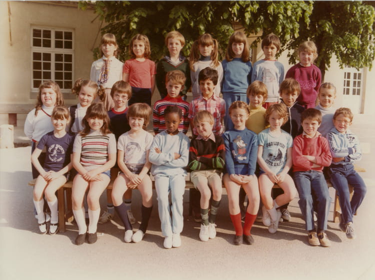 Photo de classe CE1 de 1981, ECOLE SAINTE MARIE - Copains d'avant