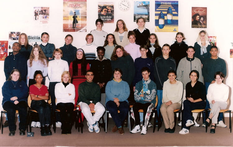 Photo de classe 1ère STT de 2001, Lycée Francois Truffaut - Copains d'avant