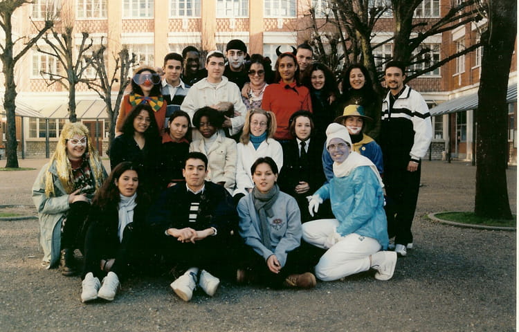 Photo de classe BTS COMMERCE INTERNATIONAL 1 de 2000, BTS COMMERCE ...