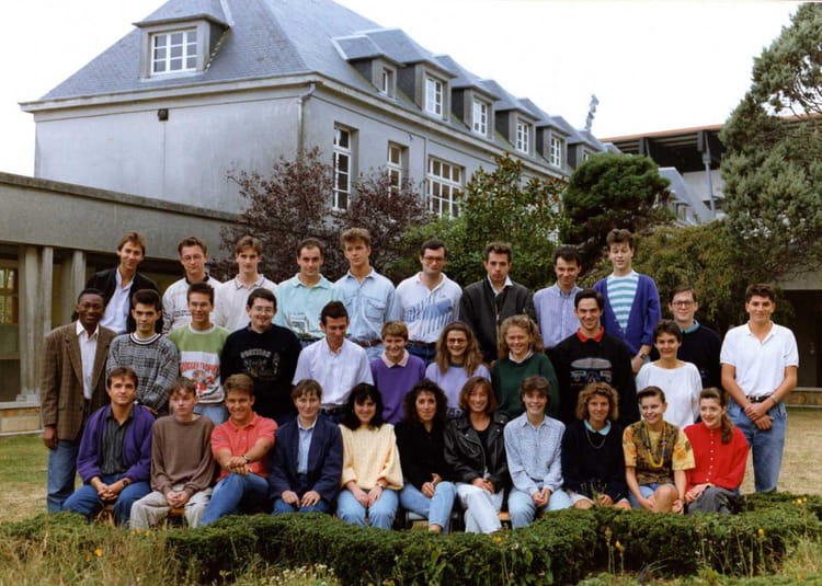 Photo de classe BTS Informatique de gestion 1990 / 1991 de 1989, BTS ...
