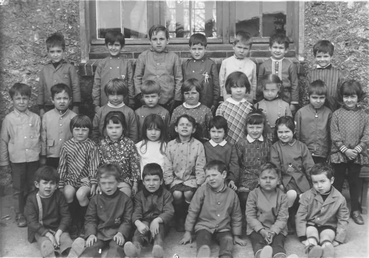 Photo de classe CP de 1970, Ecole Saintejeanne D'arc Copains d'avant
