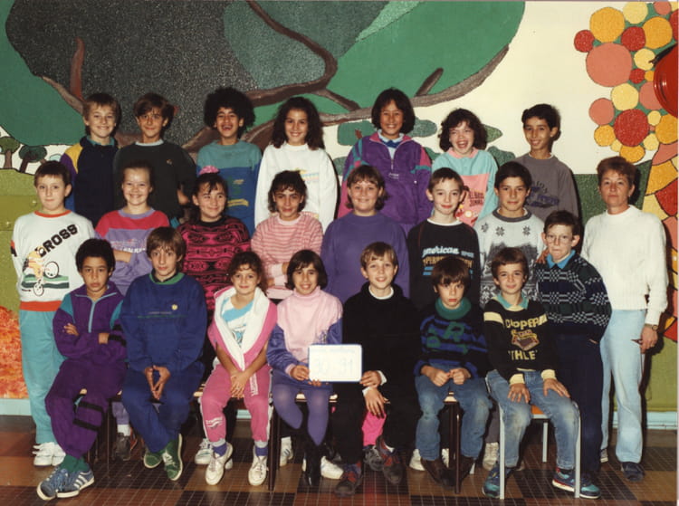 Photo de classe Classe de CM2 (1990-1991) de 1990, Ecole Jean Rostand ...