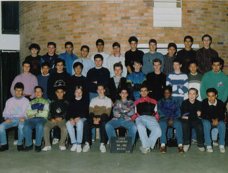 Photo de classe 2 TA de 1991, Lycée René Cassin - Copains d'avant