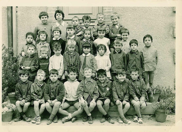 Photo de classe Classe de ce1 ou ce2 ? SAINTANDRE de 1969, Ecole