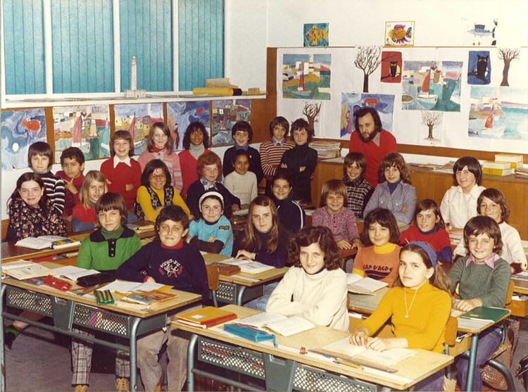 Photo de classe 7e Pasteur Fontenay sous bois 75/76 de 1976, ECOLE PASTEUR Copains d'avant Photo de classe 7e Pasteur Fontenay sous bois 75/76 de 1976, ECOLE PASTEUR Copains d'avant