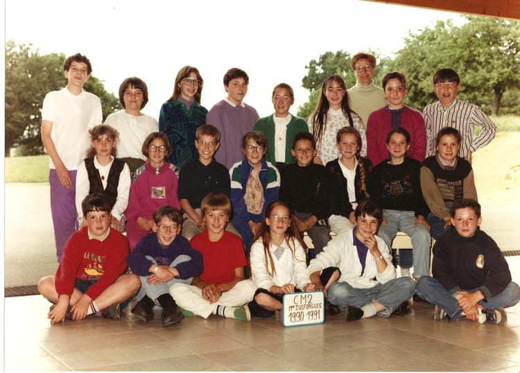 Photo de classe CM2 1990-1991 de 1990, Ecole Jean Monnet (La Bazoge ...