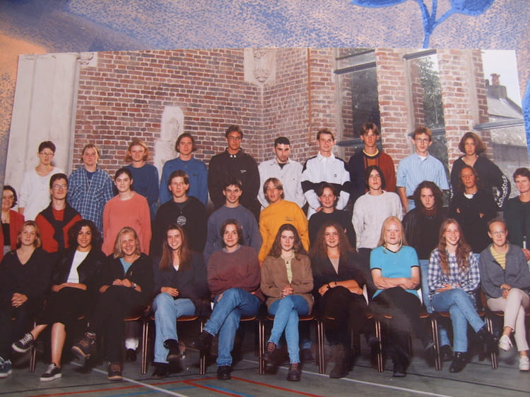 Photo De Classe Terminale BEP Comptabilit 97 98 De 1997 Lyc e Saint 