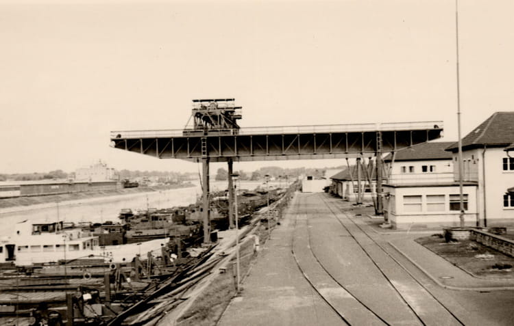 Photo De Classe Forces Maritimes Du Rhin De 1966 Force Maritime Du Rhin Copains D Avant