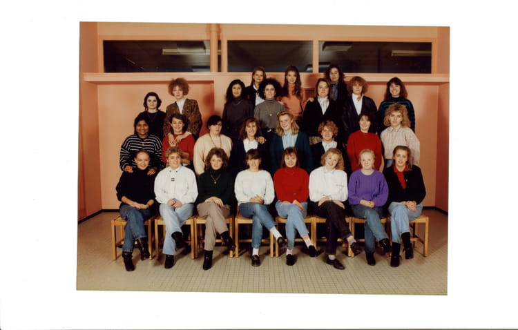 Photo de classe Terminale G1 de 1990, Lycée René Cassin - Copains d'avant