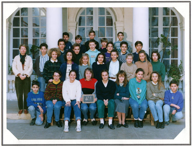 Photo de classe 4ème 6 de 1988, Collège Saintemarie Grand Lebrun