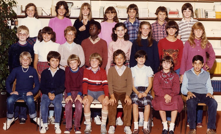 Modigliani Colage Photo de classe 6ème 2 collège Modigliani 1981 1982 de 1982, Collège ...