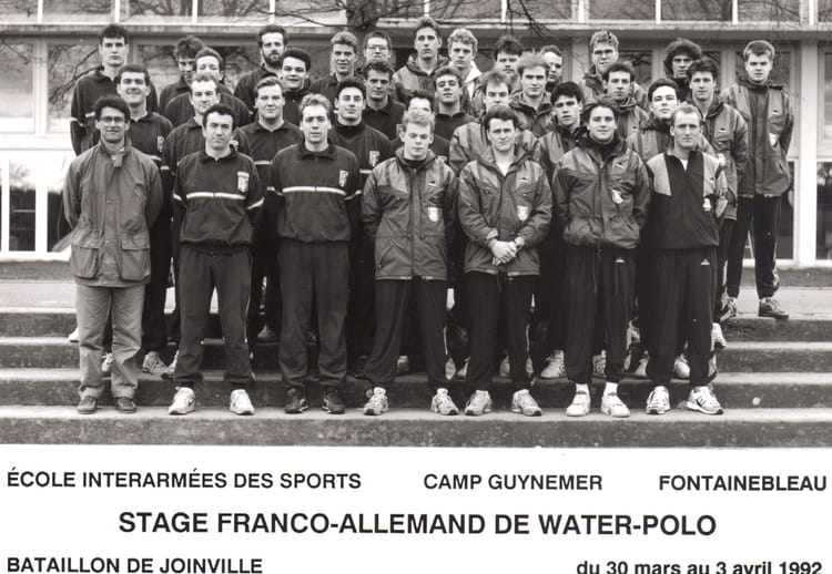 Pin's E.I.S École Interarmées Des Sports 77 – Signé Y. Delsar – Vintage