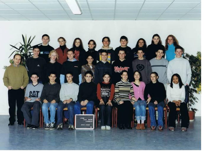 Photo de classe 1ere S 1 de 2001, Lycée Polyvalent Elie Faure - Copains ...