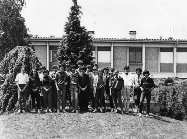 Photo de classe 3eme B Collège Paul Eluard de 1984, Collège Paul Eluard