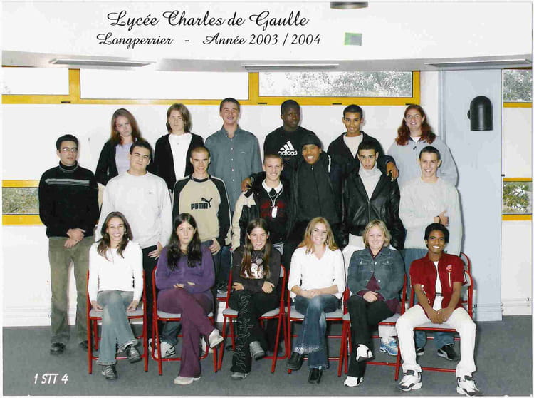 Photo de classe 1ere STT 4 de 2003, Lycée Charles De Gaulle - Copains d ...