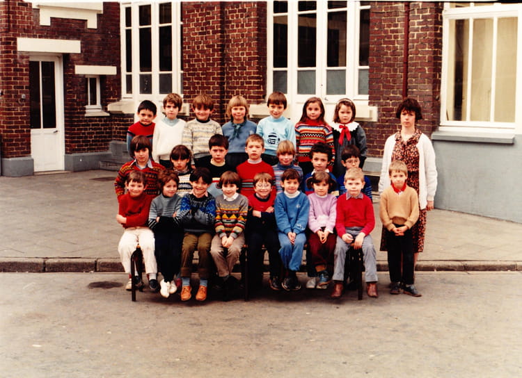 Photo de classe CP de 1983, Ecole Sainte Marie Valenciennes - Copains d ...