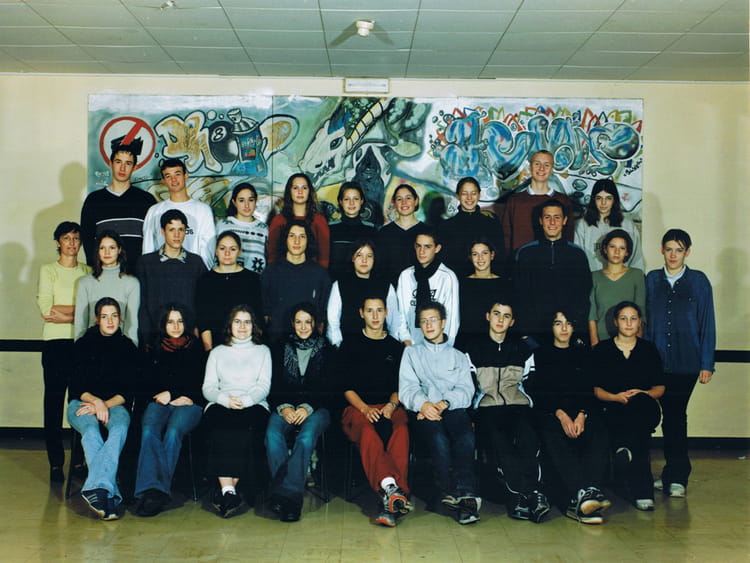 photo-de-classe-1ere-es-1-de-2001-lyc-e-emile-littr-copains-d-avant