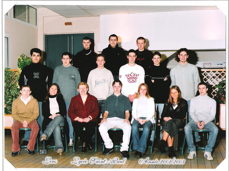 Photo de classe BTS 1 TL de 2003, Lycée St Paul - Copains d'avant