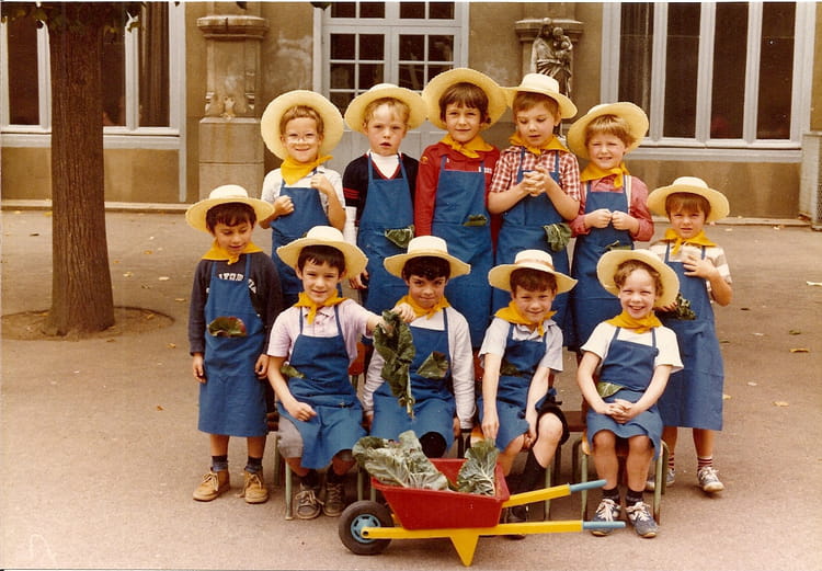 Photo de classe Grande section de 1981, ECOLE SAINTE MARIE - Copains d ...