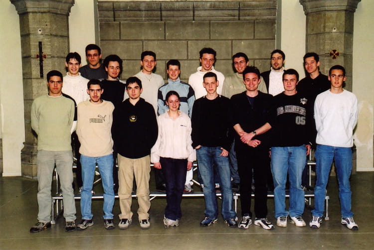 Photo de classe BTS IG de 2003, Lycée Notre-dame De France - Copains d ...