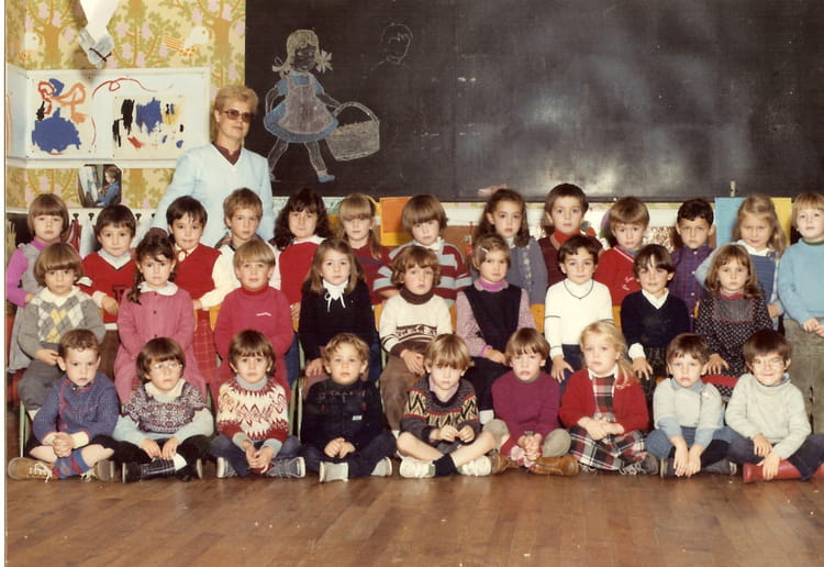 Photo de classe Moyenne section 8283 de 1982, ECOLE SAINT FELIX