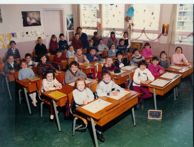 Photo de classe CE1 de 1986, ECOLE SAINTE MARIE - Copains d'avant