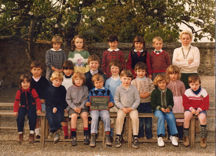 Photo de classe MS de 1981, ECOLE SAINTE MARIE - Copains d'avant