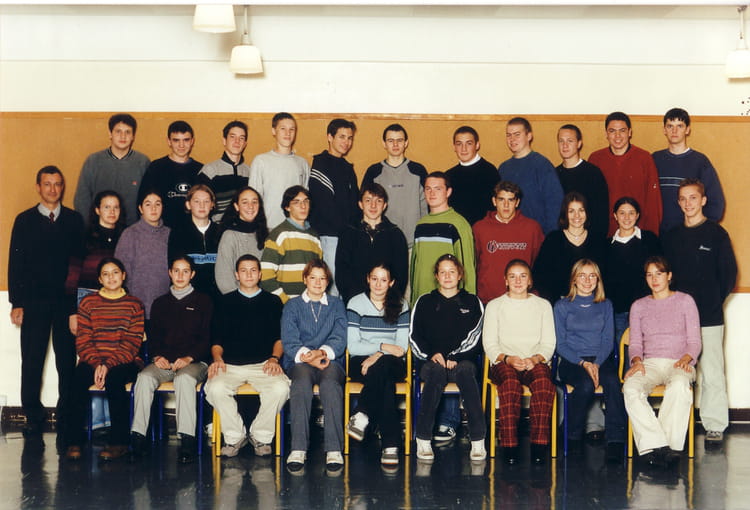 Photo de classe 1ère de 2000, Lycée Jean Michel - Copains d'avant