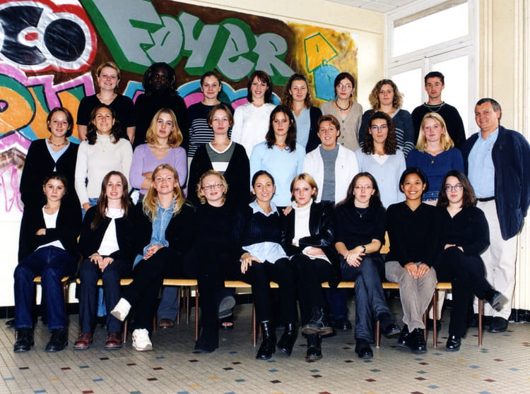 Photo de classe BTS Tourisme 2 de 2000, Lycée Michel Anguier - Copains ...