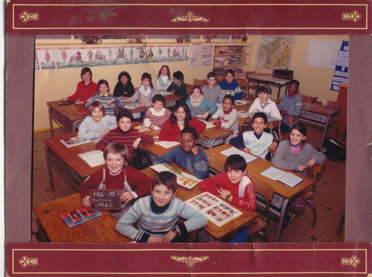 Photo de classe Cm1c de 1986, ECOLE MAXIME MARCHAND Copains d'avant