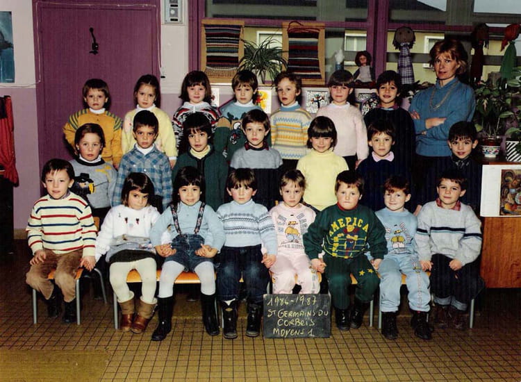 Photo de classe Moyenne section 19861987 de 1986, Ecole De La Mairie