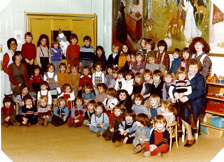 Photo de classe Crèche Collective Neudorf 10 Mars 1981 de 1981, ECOLE