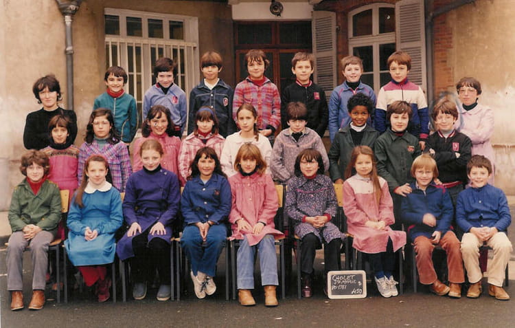 Photo de classe CM1 de 1981, ECOLE SAINTE MARIE - Copains d'avant