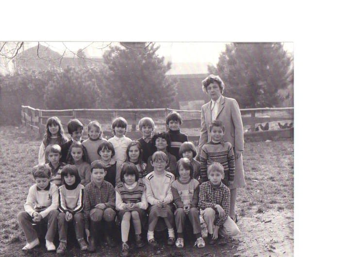 Photo de classe CE1 de 1981, Ecole Sainte Annesaint Joachim Copains