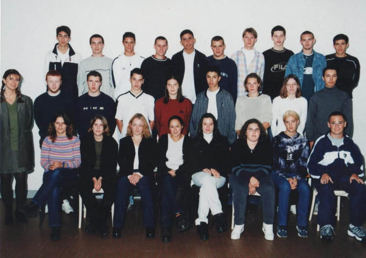 Photo de classe 1 ere STT 1 Compta Gestion de 2000, Lycée Jean De La ...