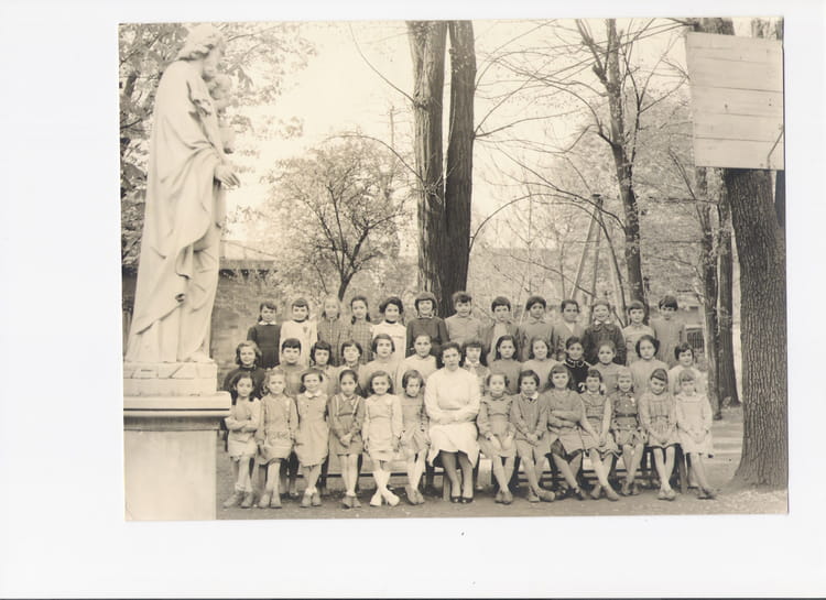 Photo de classe Cours elementaire 2 année de 1957, ECOLE SAINTE MARTHE Copains d'avant