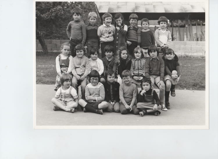 Photo de classe Grande Section de 1980, ECOLE SAINTE MARIE - Copains d ...