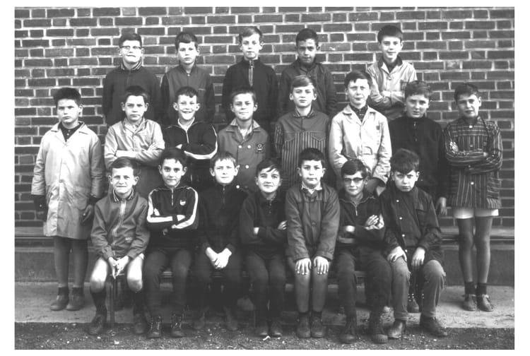 Photo de classe CM2 de 1967, ECOLE EDMOND MARQUIS Copains d'avant