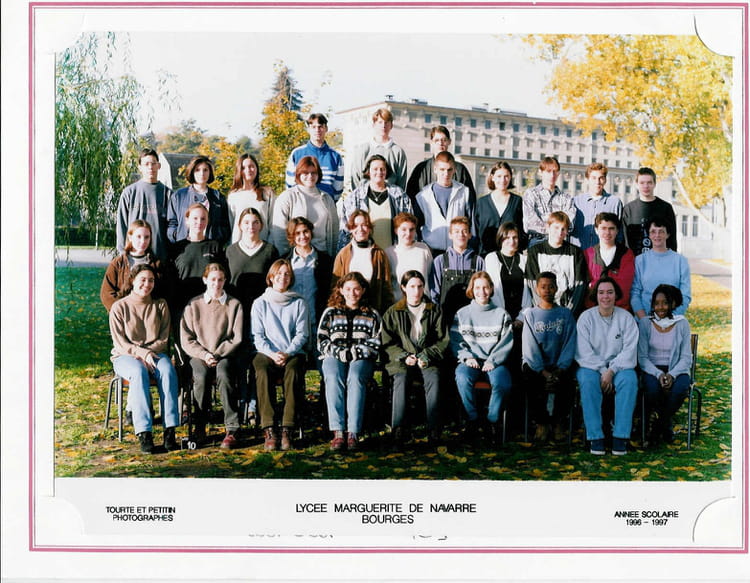 Photo de classe Seconde ES 504 de 1996, Lycée Marguerite De Navarre Copains d'avant