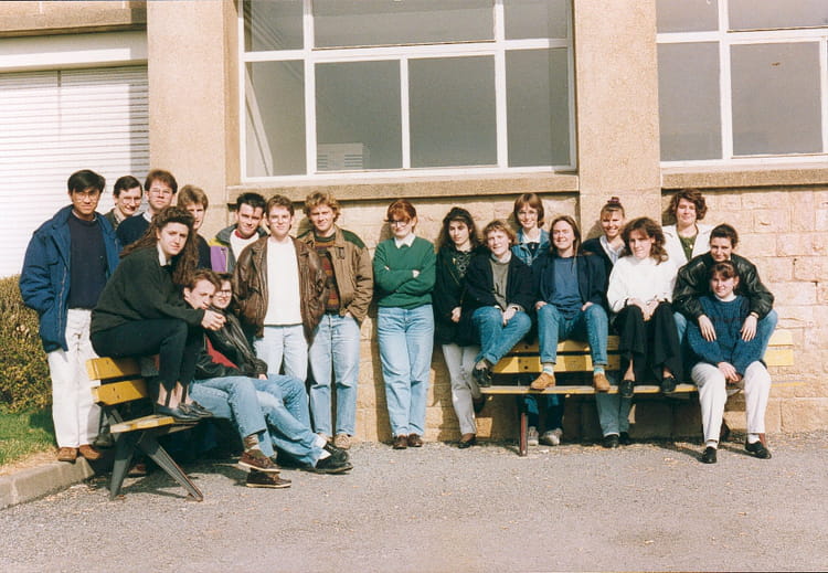 Photo de classe BTS IG de 1990, BTS LYCEE ILE DE FRANCE - Copains d'avant