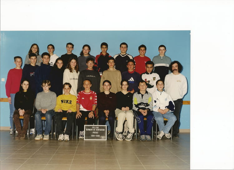 Photo de classe 3ème 7 de 2000, Collège Bernard De Ventadour Copains