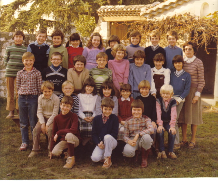 Photo de classe CM 2 de 1980, ECOLE SAINTE EULALIE Copains d'avant