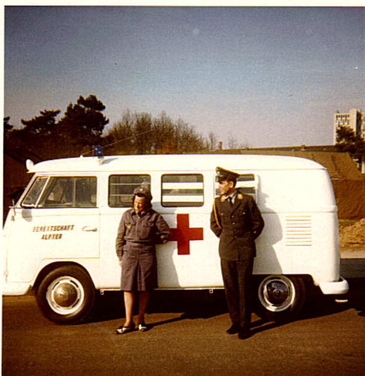 Ambulance Croix Rouge aluminium - Les Incassables RF Rhodanienne - 1940